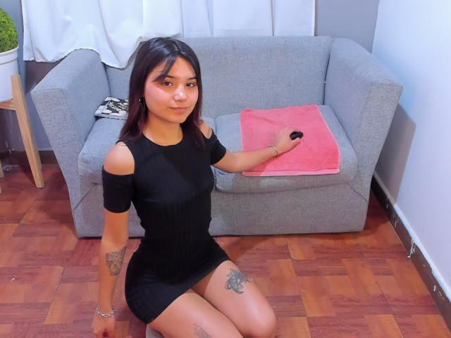 OnixSmith - Live Sex Cam - 18100382