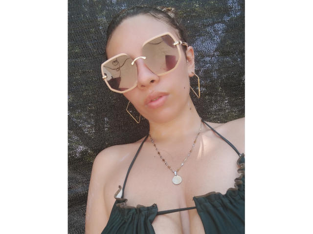 VioletaStone - Live porn &amp; sex cam - 18102290