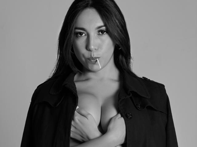 MiaReed - Live sex cam - 18102858