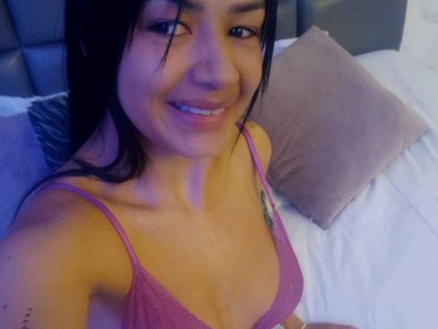 FloraJames - Sexe cam en vivo - 18108158