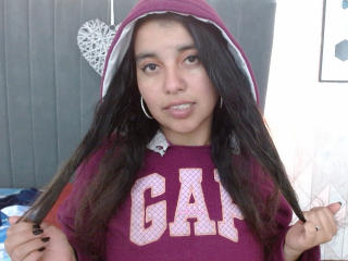 KatrinaRhaz - Live sexe cam - 18110550