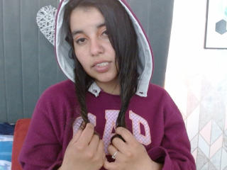 KatrinaRhaz - Sexe cam en vivo - 18110566