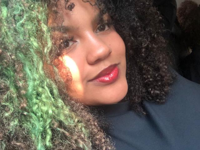 EmmaCambell - Live Sex Cam - 18110954