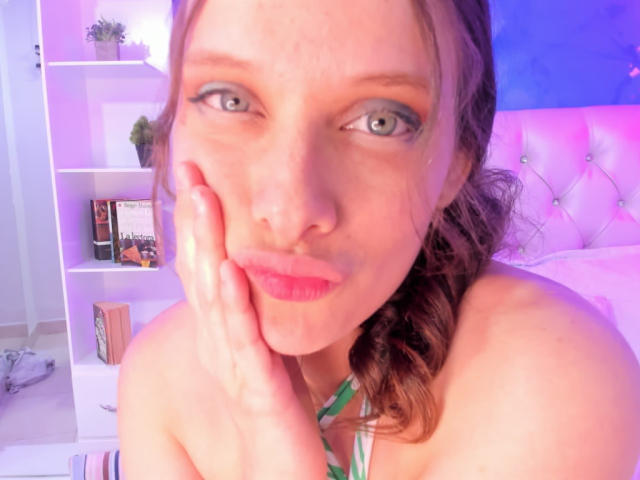 CharlotteBeker - Live porn &amp; sex cam - 18121746