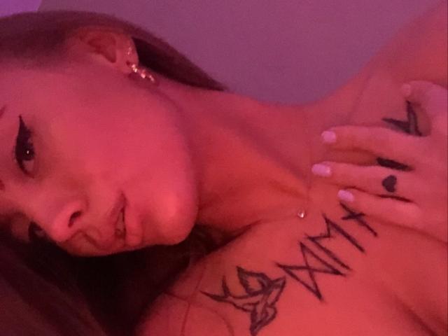 LexiLee - Sexe cam en vivo - 18123782