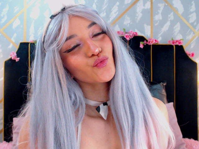 LindaWatsong - Live sex cam - 18132182