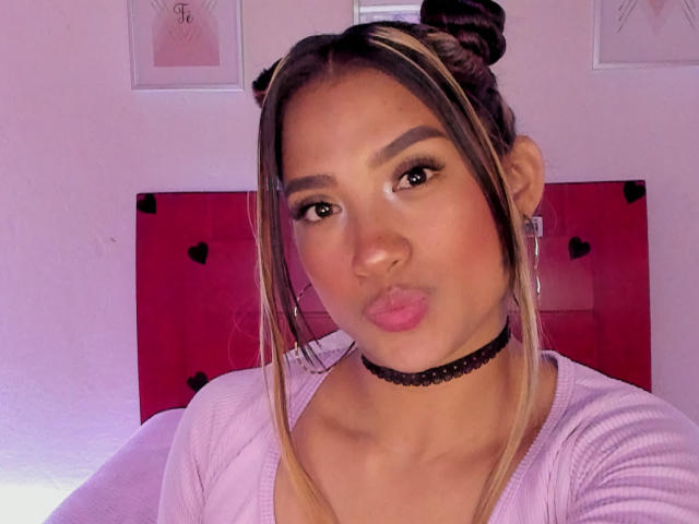 PerlaFortuna - Live porn &amp; sex cam - 18136434