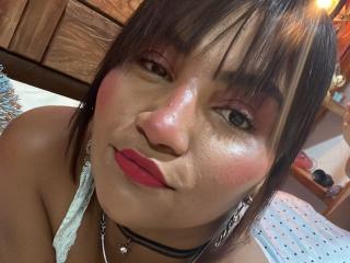 SalomeSexxy - Live porn & sex cam - 18137002