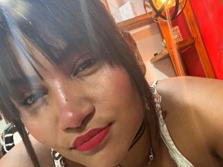 SalomeSexxy - Live sex cam - 18137042