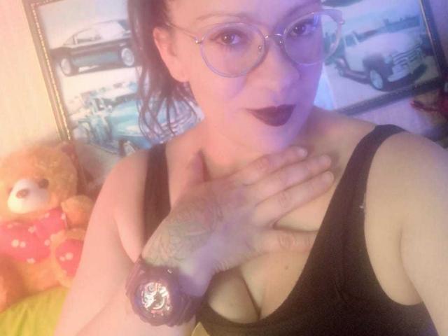 CharloteEzra - Live Sex Cam - 18137906