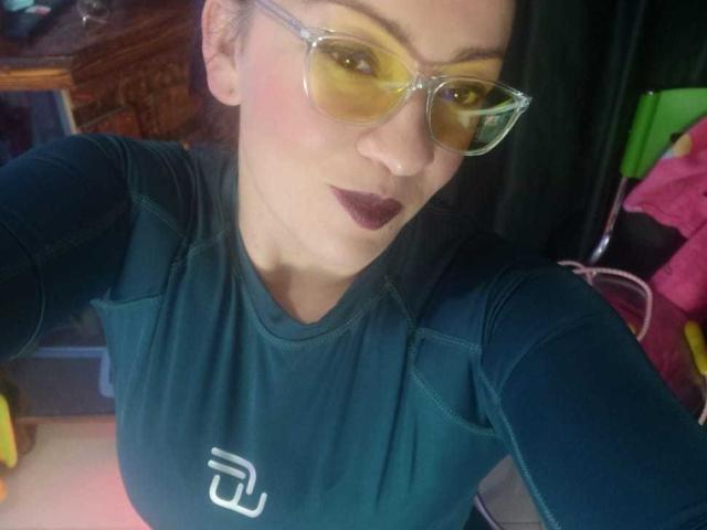 CharloteEzra - Live sexe cam - 18138054