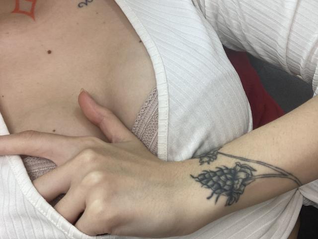 ImAmelie - Live porn &amp; sex cam - 18141170