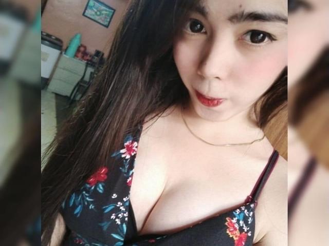 MonaHugeSelfSucker - Live porn &amp; sex cam - 18141610