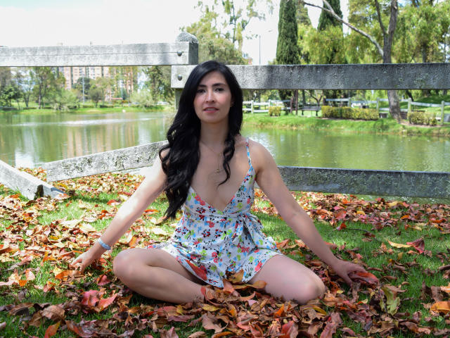 JainaRogers - Élő pornó és szexkamera - 18144190