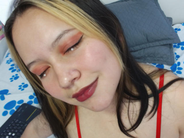 CatalinaFoxiest - Live Sex Cam - 18145702