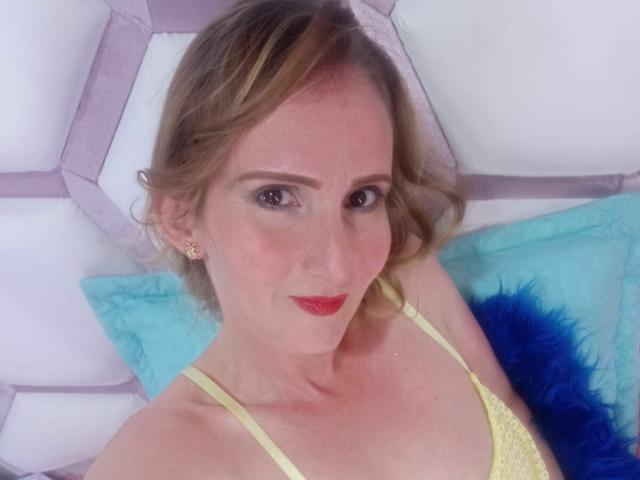 RubiAnderson - Live Sex Cam - 18155338