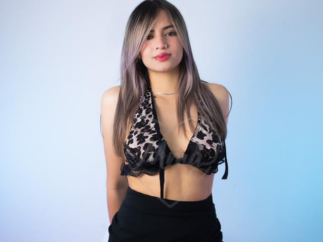 AlexaThoms - Live porn &amp; sex cam - 18158162