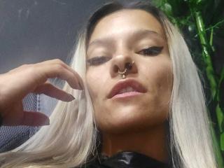 AmelieBlake - Sexe cam en vivo - 18159718