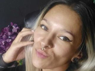 AmelieBlake - Sexe cam en vivo - 18159726