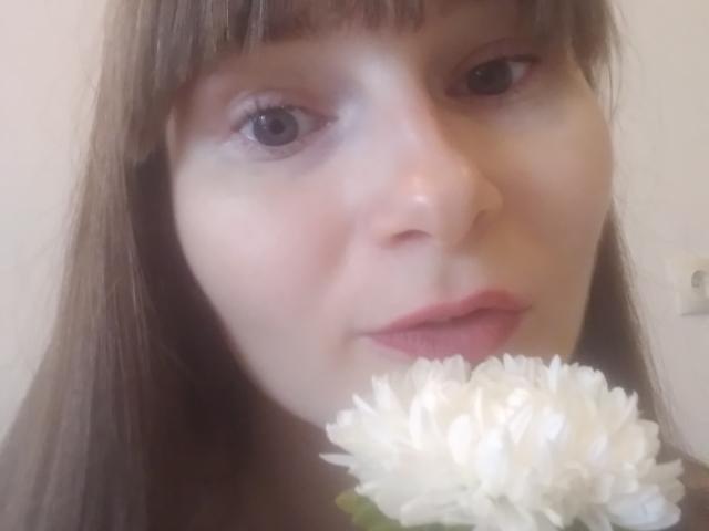 KiraGoldens - Live porno og sexkamera - 18160714