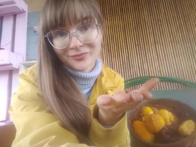 KiraGoldens - Live sex cam - 18160886