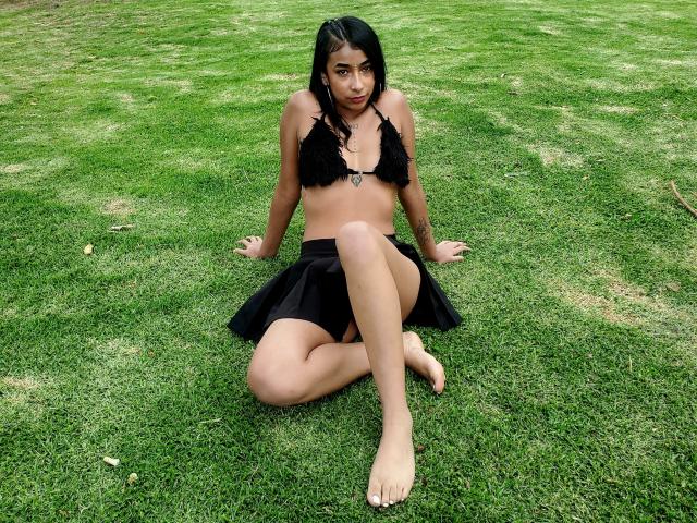 MaddyRyan - Live sex cam - 18166962