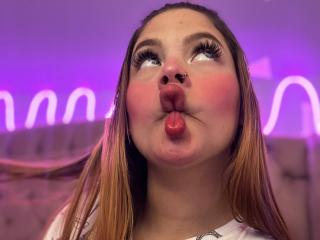 ShantalSummer - Live sex cam - 18168334