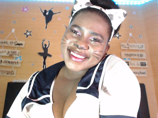 Dilay - Live porn &amp; sex cam - 18168394