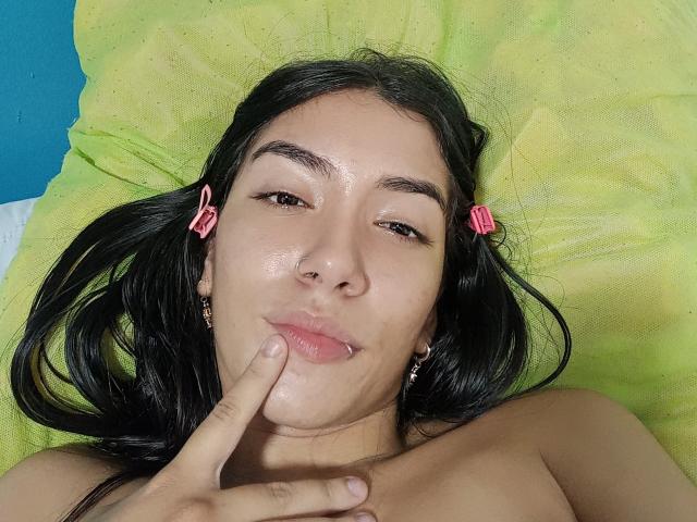 SharonKlart - Live porn &amp; sex cam - 18168718