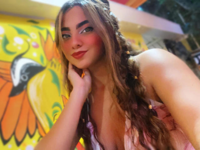 MiaGale - Live sex cam - 18173802