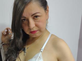 GabiFoks - Live Sex Cam - 18178614