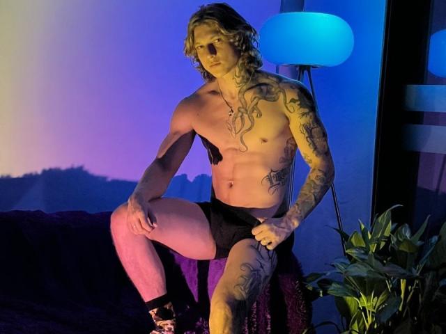 TommyBlue - Sexe cam en vivo - 18179130