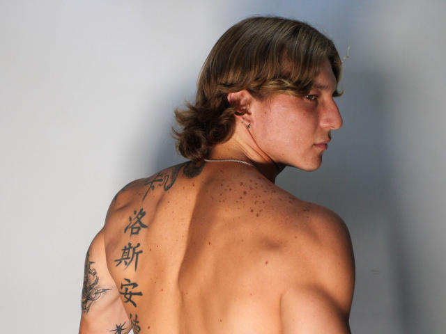 TommyBlue - Live sex cam - 18179710