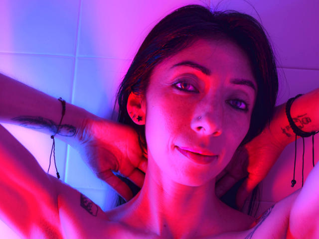 RouseFerrer - Sexe cam en vivo - 18193942