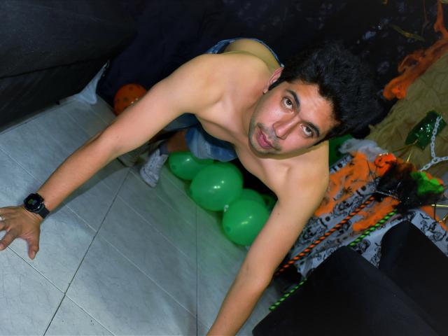 FaustoSantos - Live sexe cam - 18196954
