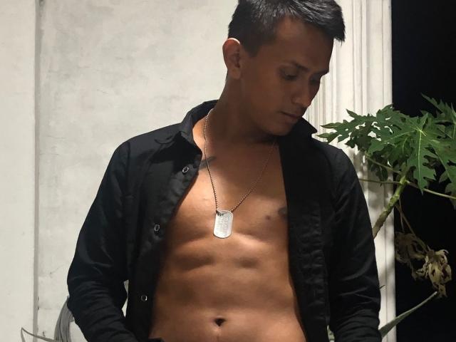 AlbertsBig - Sexe cam en vivo - 18199098