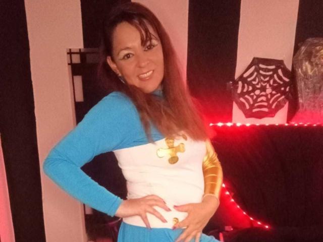 AmandaHotL - Live sex cam - 18207034