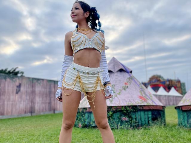 MeganWisse - Live sexe cam - 18215030