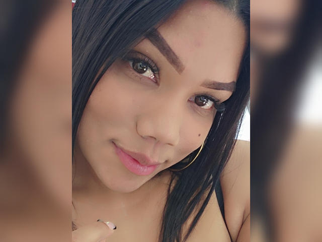 NickyBernad - Live sex cam - 18220722