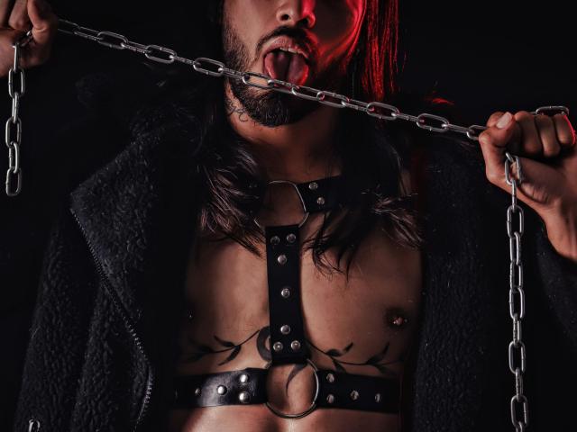 AlessandroSam - Live Sex Cam - 18229602