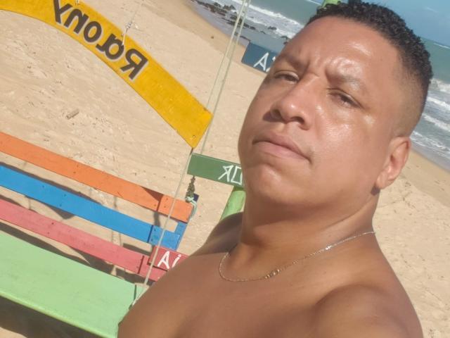 Douglas69 - Sexe cam en vivo - 18230606