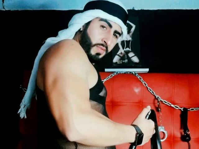 MIKEDOOM - Live sex cam - 18230746
