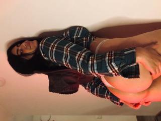MiaKay - Sexe cam en vivo - 18231798