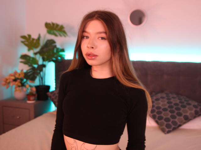 LilsHoot - Live sex cam - 18233018