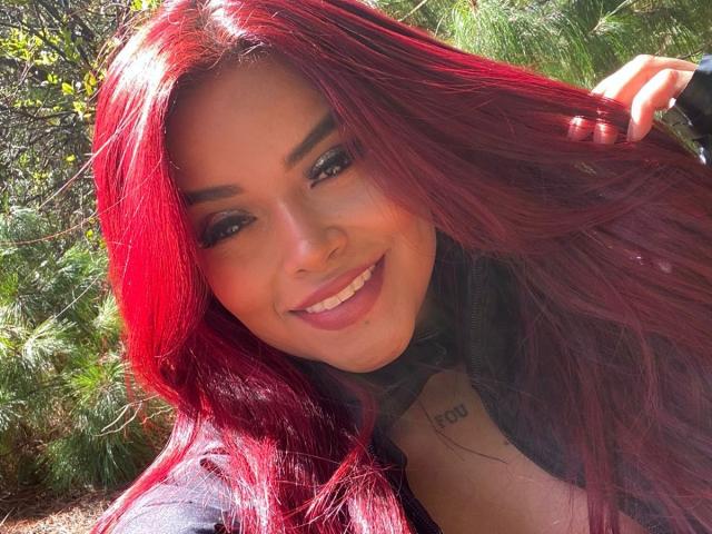 MajoJones - Live Sex Cam - 18233106