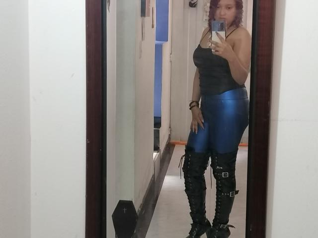VioletaSwitch - Live Sex Cam - 18237410