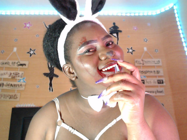 Dilay - Live porn &amp; sex cam - 18237766