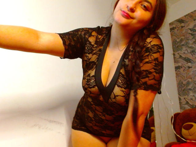 MelissaSimspon - Live sex cam - 18250514