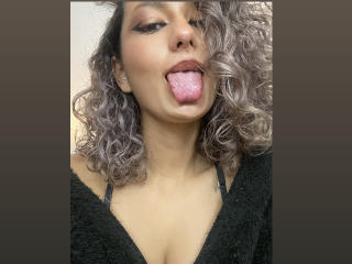 FloraSaenz - Live sex cam - 18251734