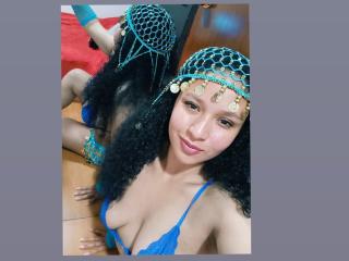 MelaniMouille - Live sexe cam - 18258874